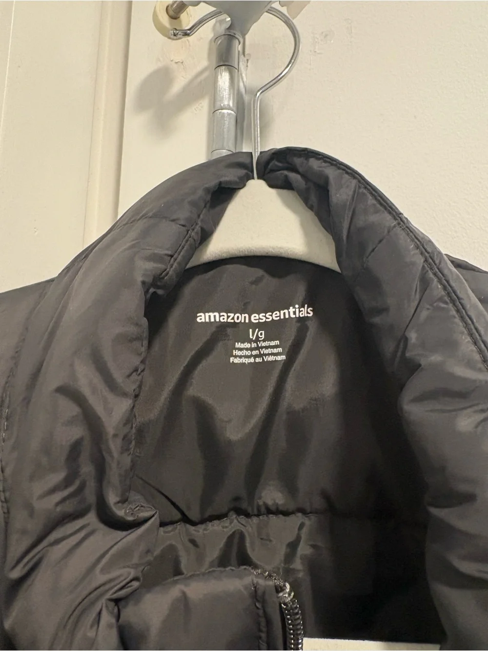 Men’s size L Amazon Essentials jacket